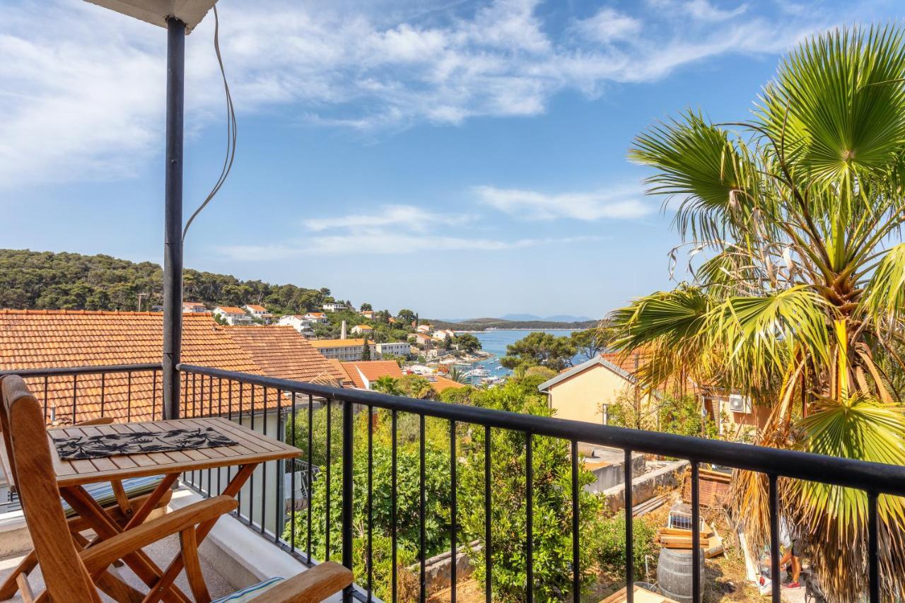 Hostel Villa Skansi Hvar Town Eksteriør bilde