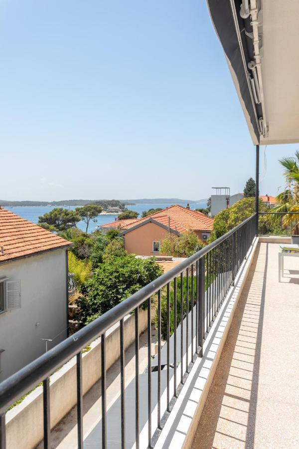 Hostel Villa Skansi Hvar Town Eksteriør bilde
